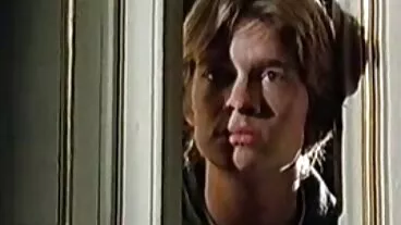 Soffocamento durante vecchie nude l'anale con una ragazza amante del sesso violento