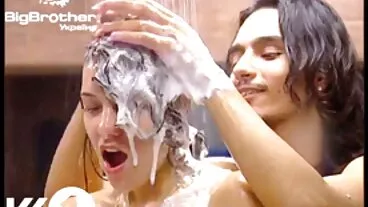 Il bibliotecario di film porno con donne mature Bubble Butt viene sbattuto nel culo dopo la chiusura