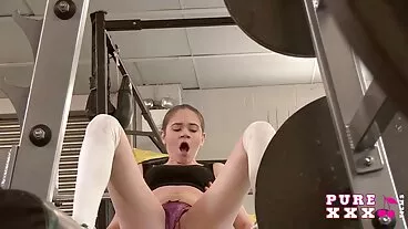 Suck-Down della scuola privata con lesbiche mature italiane Asian Ho