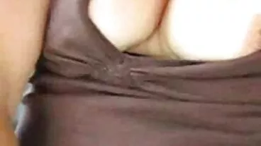 La migliore film porno con donne vecchie cheerleader Gia Derza mostra le abilità sessuali