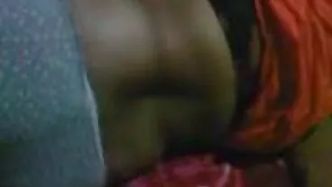 Laney la fa muovere su un grosso porno mature con giovani cazzo