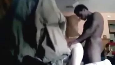 Gina viene punita da un grosso cazzo milf italiana tettona