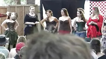 BRAZZERS: Scopando belle gnocche mature la nuova cameriera Isis Love su PornHD