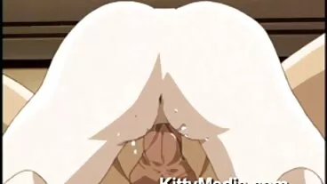 Pulcini biondi sul divano che si danno piacere a mature gratis vicenda